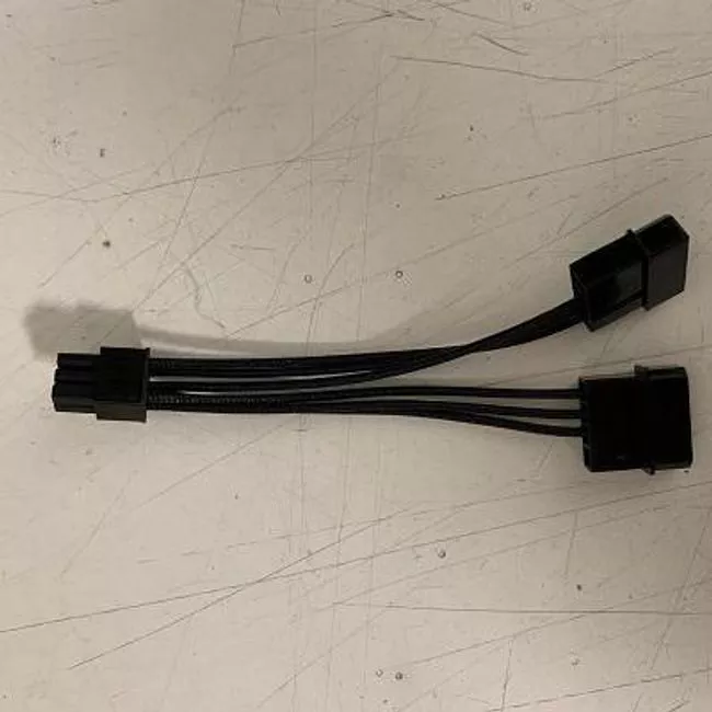 EVGA W000-00-000144 6-pin PCIE (male) to 2 x 4-pin MOLEX (male) power adapter